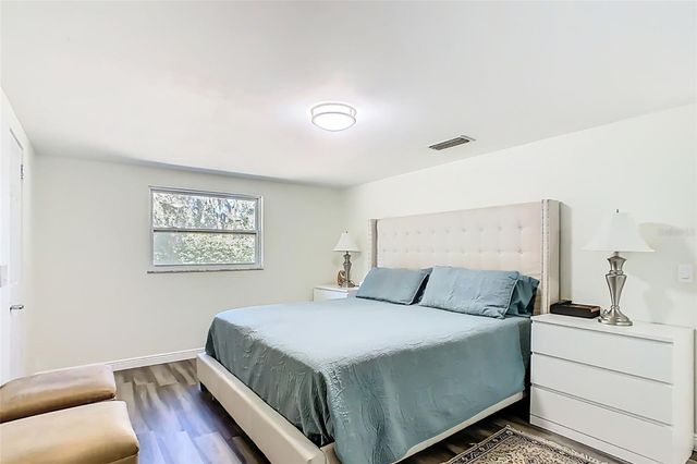 1700 S MILLER ROAD, Valrico, FL 33594