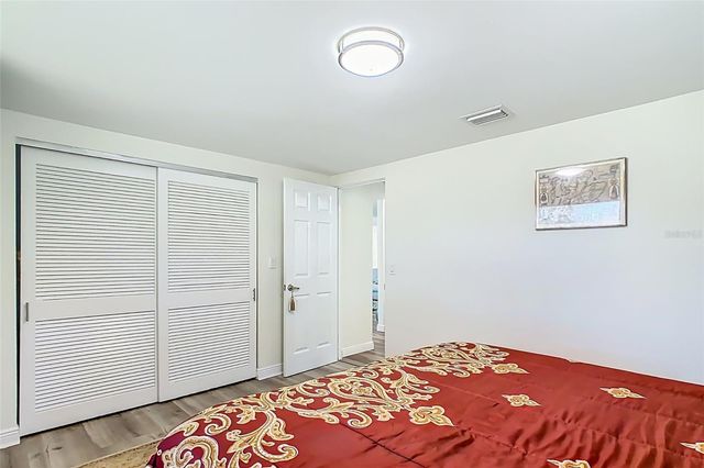 1700 S MILLER ROAD, Valrico, FL 33594