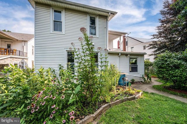 724 FULTON ST, Akron, PA 17501