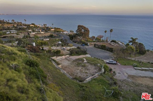 20541 Roca Chica Drive, Malibu, CA 90265