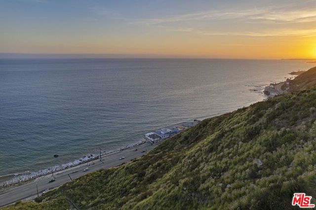 20541 Roca Chica Drive, Malibu, CA 90265