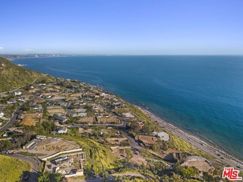 20541 Roca Chica Drive, Malibu, CA 90265