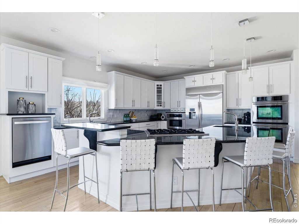 Image 10 of property listing at 5181 Preserve Parkway N, Greenwood Village, CO 80121