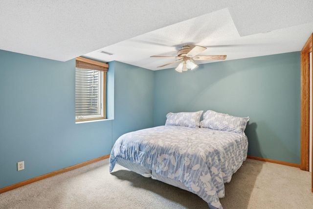 2115 Toledo Avenue N, Golden Valley, MN 55422