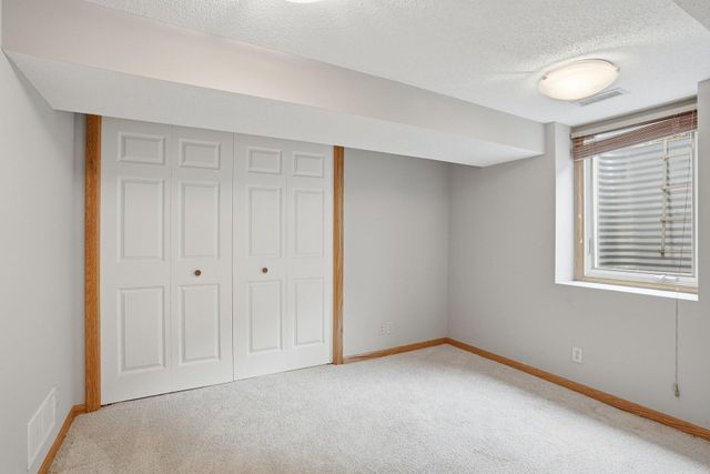 2115 Toledo Avenue N, Golden Valley, MN 55422