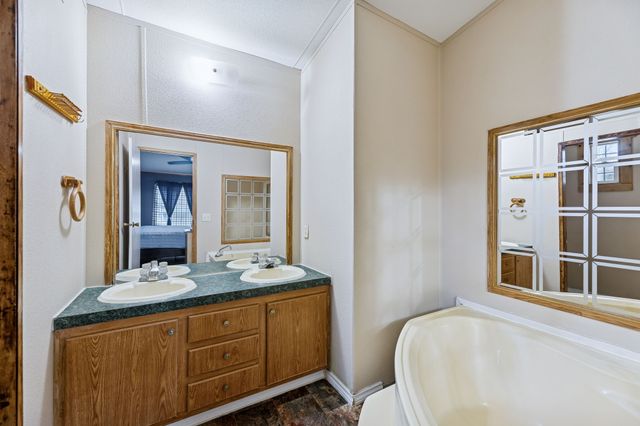 153 Buckboard Trail, Weatherford, TX 76087