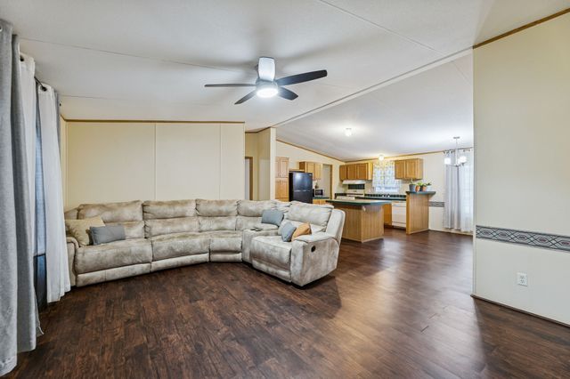 153 Buckboard Trail, Weatherford, TX 76087