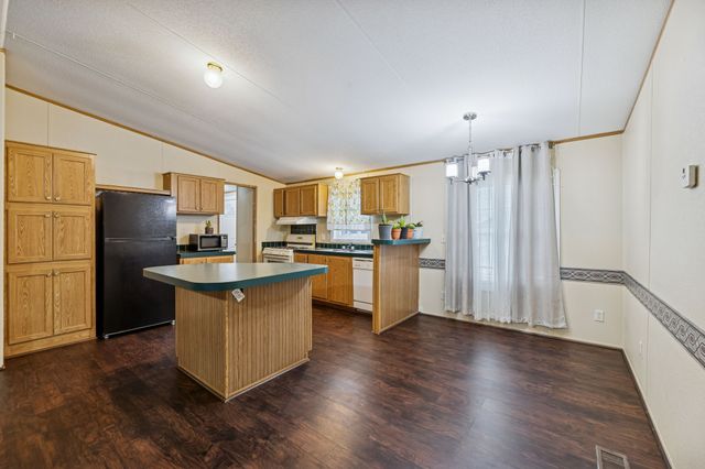 153 Buckboard Trail, Weatherford, TX 76087