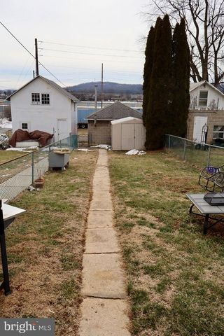 3420 PENN AVE, Sinking Spring, PA 19608