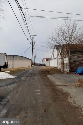 3420 PENN AVE, Sinking Spring, PA 19608