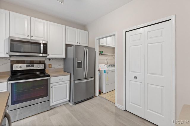 112 Burwyck Park Drive, Saline, MI 48176