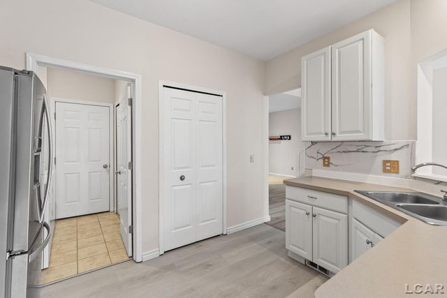 112 Burwyck Park Drive, Saline, MI 48176
