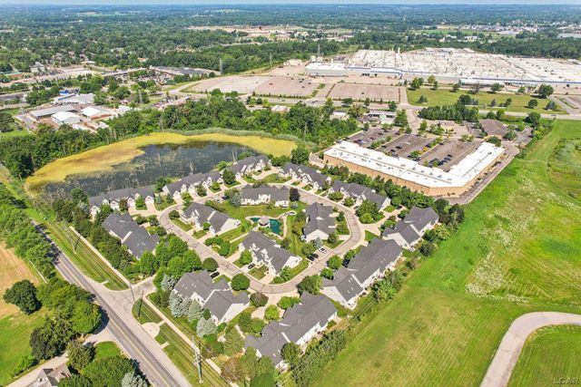 112 Burwyck Park Drive, Saline, MI 48176