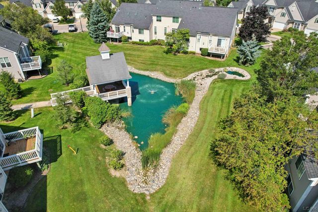 112 Burwyck Park Drive, Saline, MI 48176