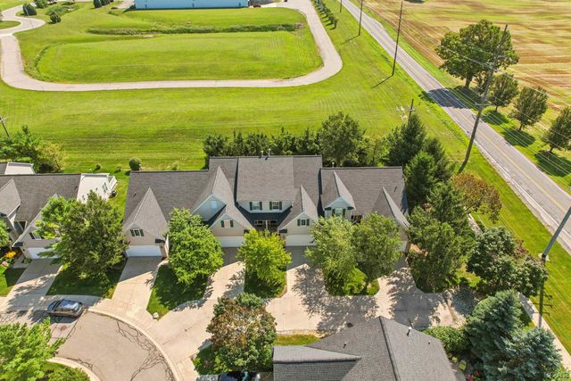 112 Burwyck Park Drive, Saline, MI 48176