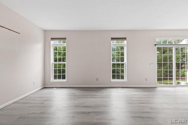 112 Burwyck Park Drive, Saline, MI 48176