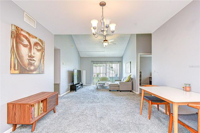 13402 PINE LAKE WAY 202B, Tampa, FL 33618