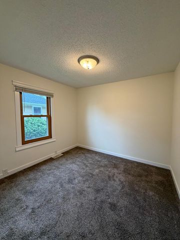 5844 43rd Avenue S, Minneapolis, MN 55417