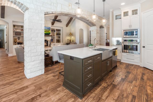 12065 Jazmin Cir, Flint, TX 75762