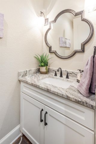 12065 Jazmin Cir, Flint, TX 75762