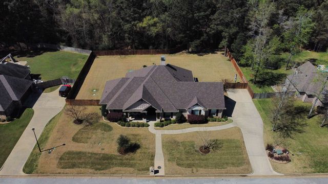 12065 Jazmin Cir, Flint, TX 75762