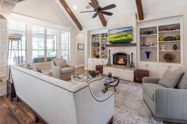 12065 Jazmin Cir, Flint, TX 75762