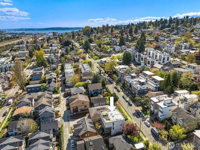 3446 B 22nd Avenue W, Seattle, WA 98199