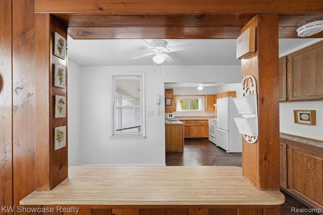 215 Endwell Street, Novi, MI 48377