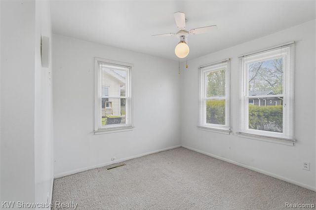 215 Endwell Street, Novi, MI 48377