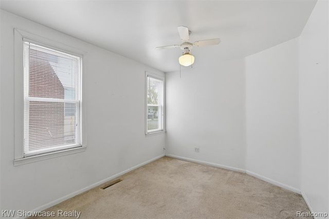 215 Endwell Street, Novi, MI 48377