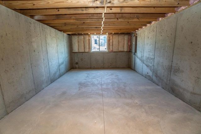 W206N16182 Stonebrook DRIVE, Jackson, WI 53037