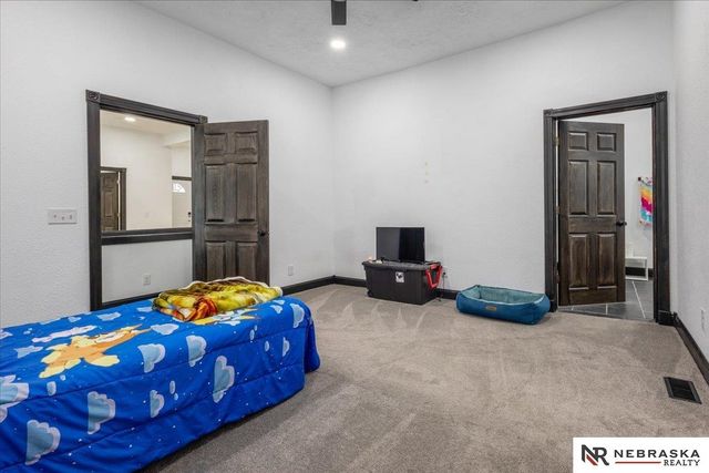 909 1st Avenue, Plattsmouth, NE 68048