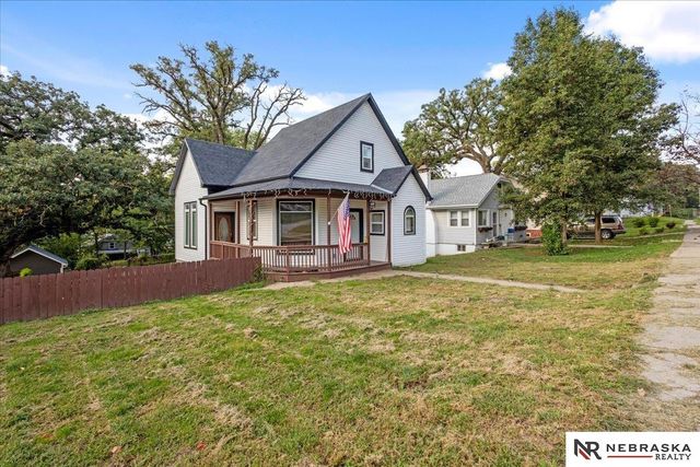 909 1st Avenue, Plattsmouth, NE 68048