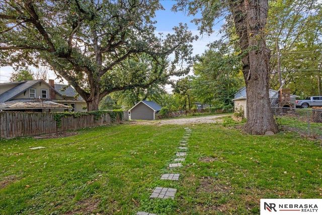 909 1st Avenue, Plattsmouth, NE 68048