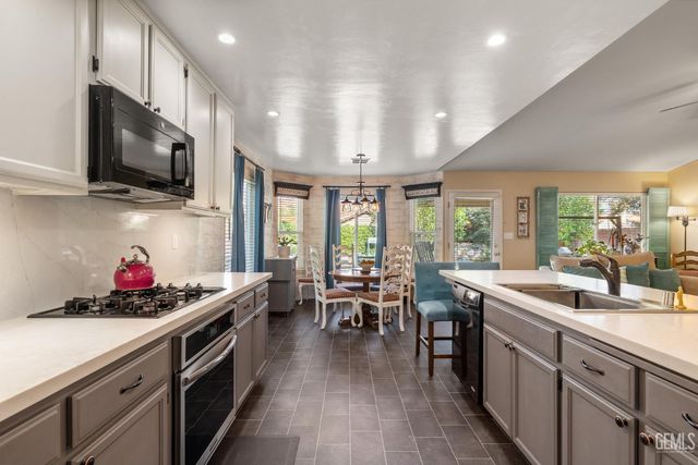 0 5508 Glacier Court, Bakersfield, CA 93313