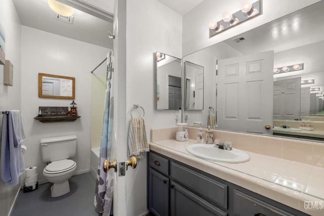 0 5508 Glacier Court, Bakersfield, CA 93313