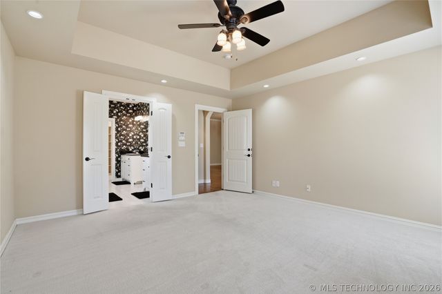 11018 S 77th Place E, Tulsa, OK 74133