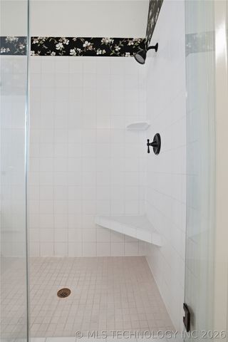 11018 S 77th Place E, Tulsa, OK 74133