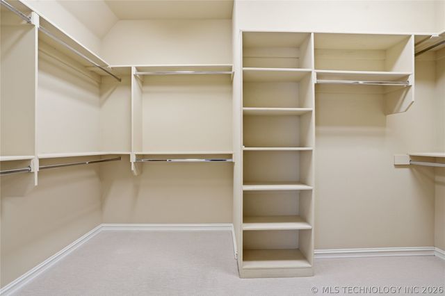 11018 S 77th Place E, Tulsa, OK 74133