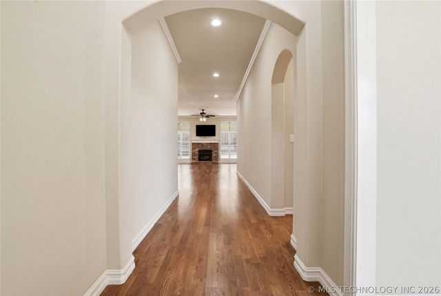 11018 S 77th Place E, Tulsa, OK 74133