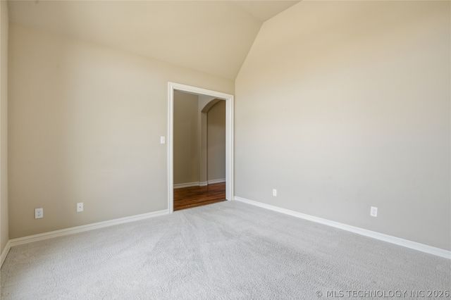 11018 S 77th Place E, Tulsa, OK 74133