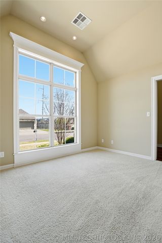 11018 S 77th Place E, Tulsa, OK 74133