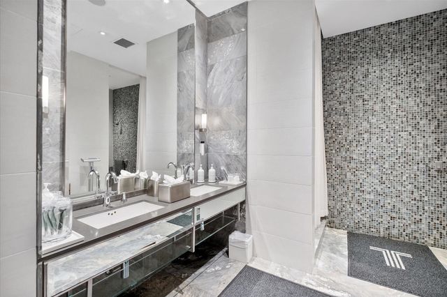 2711 S Ocean Drive 3602, Hollywood, FL 33019