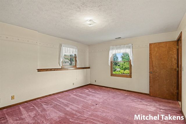 3011 Clearview Drive, Hudsonville, MI 49426