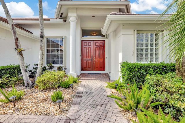 1651 Lakefield N Court, Wellington, FL 33414
