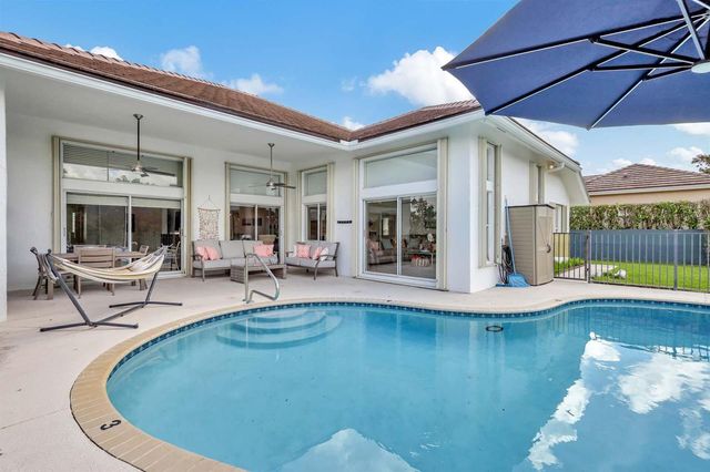 1651 Lakefield N Court, Wellington, FL 33414
