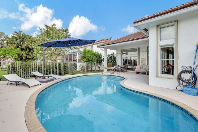 1651 Lakefield N Court, Wellington, FL 33414