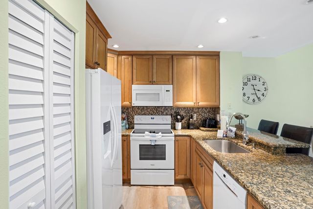 107 Village Del Lago Cir, St Augustine, FL 32080