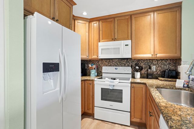 107 Village Del Lago Cir, St Augustine, FL 32080