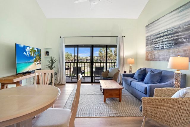 107 Village Del Lago Cir, St Augustine, FL 32080